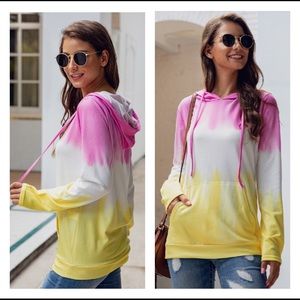 Last 2 🆕 Color Block Long Sleeve Hoodies